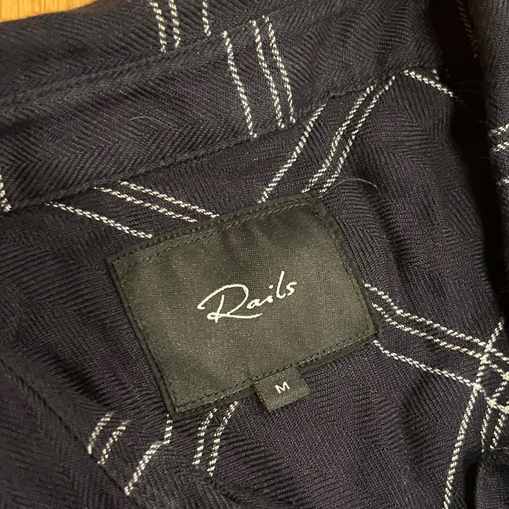 Rails Red Hunter Navy Snow Plaid Flannel Shirt Size Size Medium - Picture 5 of 6
